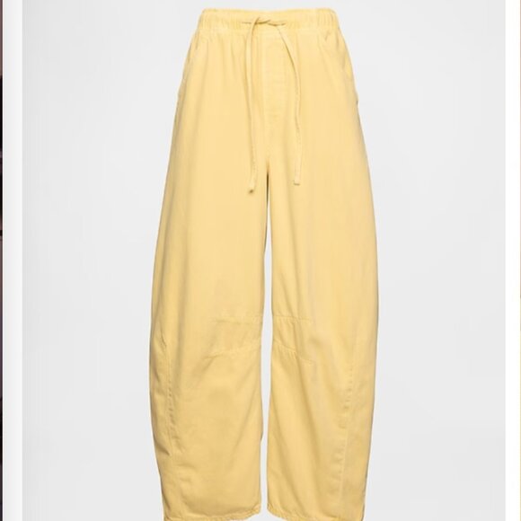 GAP Mid Rise UltraSoft Easy Horseshoe Jeans in Straw Yellow | Size M - Picture 1 of 11